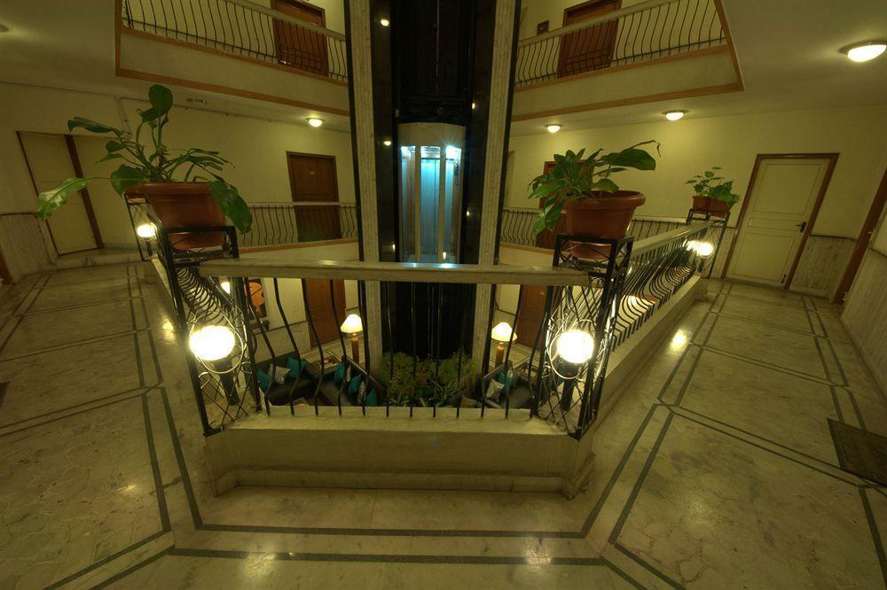 Hm Suites & Studios Бенґалуру Екстер'єр фото